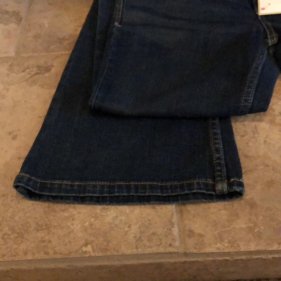 Levi’s flare jeans. Size 5 junior. NWT - Picture 4 of 4